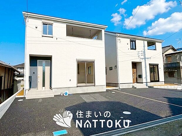 現地写真(街並み)
全2邸
駐車2台可能