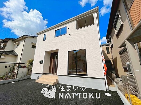 現地写真（外観）
限定１邸
駐車３台可能
