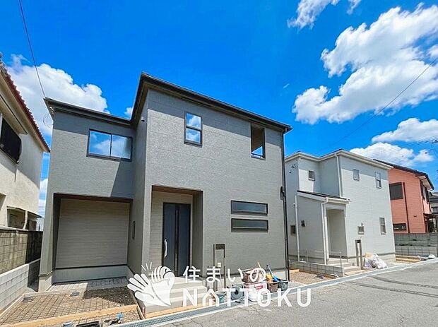 現地写真（街並み）
全２邸
駐車２台可能
