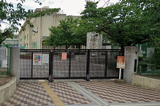 豊中市立豊島小学校(約750m)