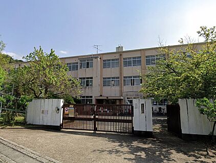 京都市立北醍醐小学校 60ｍ(徒歩1分)