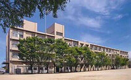 大津市立瀬田中学校 3500ｍ(徒歩44分)