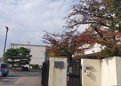 京都市立桃山南小学校 1300ｍ(徒歩17分)