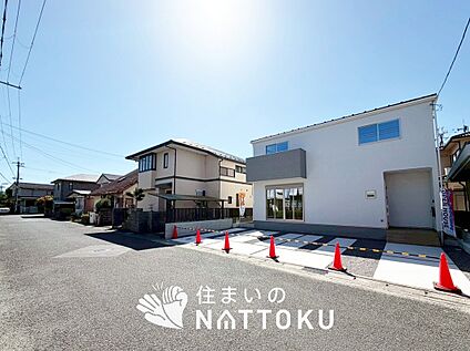 現地写真（前道含む外観）