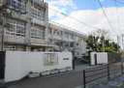 東大阪市立金岡中学校 800ｍ(徒歩10分)