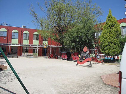 白菊こども園 480ｍ(徒歩6分)