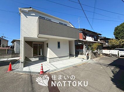 現地写真（前道含む外観）