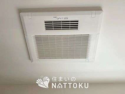 電気式浴室暖房換気乾燥機