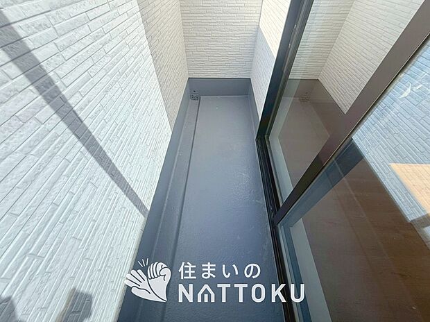 【バルコニー】106.21m2