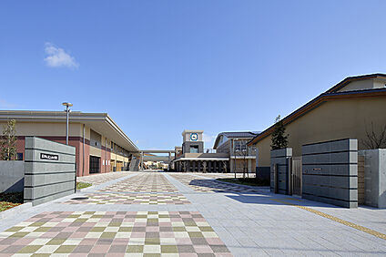 草津市立老上西小学校 1300ｍ(徒歩17分)