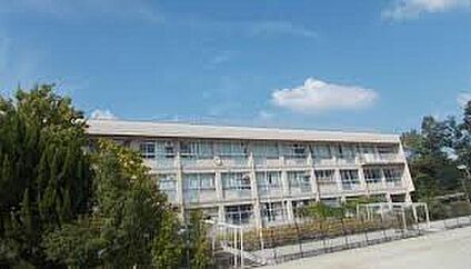 長岡京市立長岡第五小学校 1100ｍ(徒歩14分)