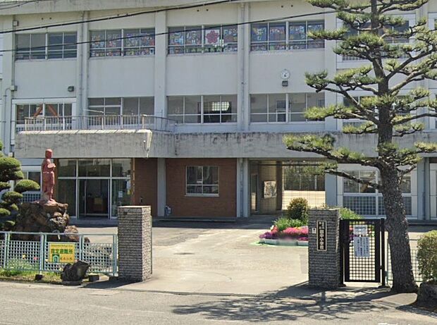紀の川市立田中小学校(約1,700m)