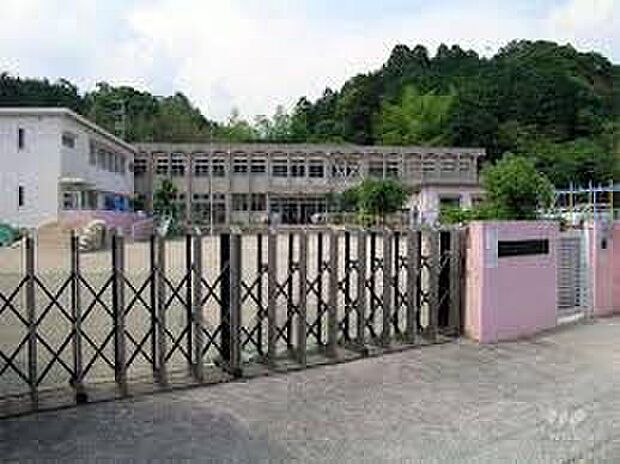 吉川保育所（約920m）