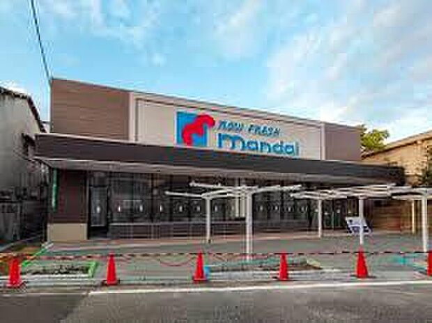 万代枚方店(約1,600m)