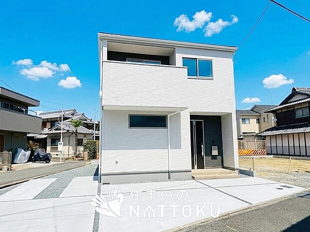 【現地写真（外観）【１号地】】断熱性、気密性を高める工夫で一年中ずっと心地よく暮らせる、高気密・高断熱です。