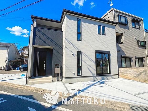 【現地写真（外観）】耐震等級最高「３」取得で基準の１.５倍の性能・耐震強度で安心できます。