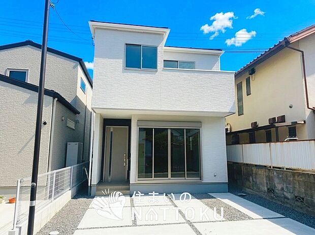 【現地写真（外観）】健康被害に配慮したもっとも安全性の高い建材を採用し、シックハウス対策をしております。