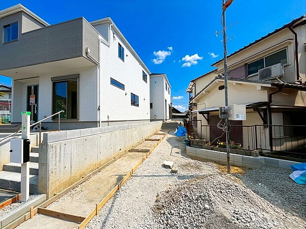 【現地写真(外観)【2号地】】お引渡し後も無償の定期点検を行っており、暮らしの安心をお届けしています。