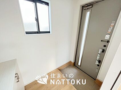 現地写真（玄関）