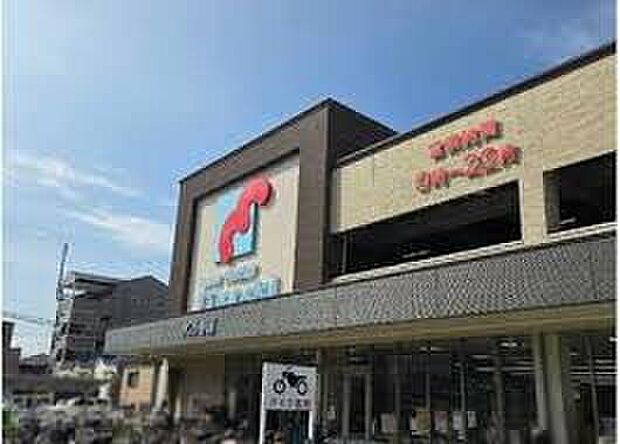 万代六万寺店(約380m)