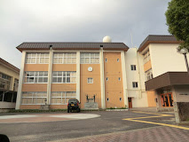 甲賀市立甲南第一小学校(約280m)