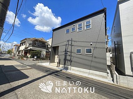 現地写真（前道含む外観）