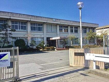 彦根市立中央中学校 1300ｍ(徒歩17分)