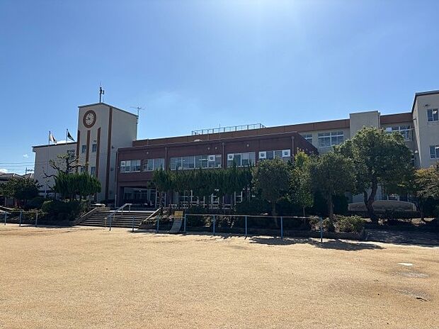 堺市立美原西小学校(約630m)