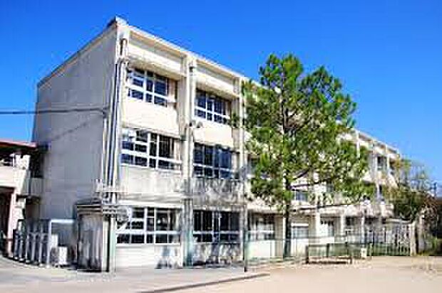 京田辺市立草内小学校（約230m）