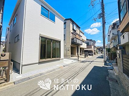 現地写真（前道含む外観）