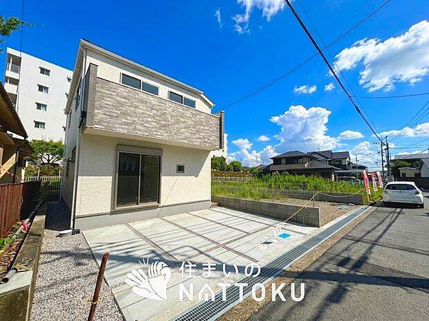 【現地写真(外観)【2号地】】断熱性、気密性を高める工夫で一年中ずっと心地よく暮らせる、高気密・高断熱です。