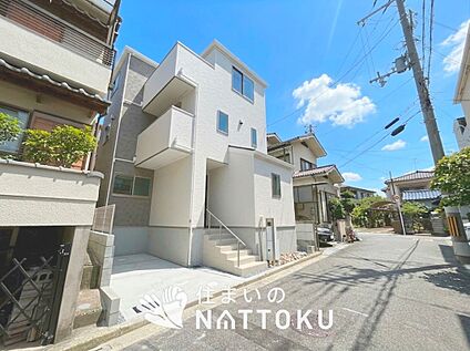 現地写真（前道含む外観）