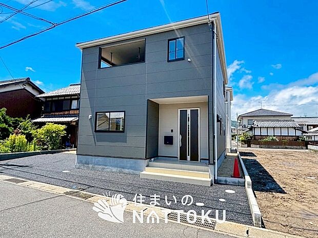 【現地写真(外観)【2号地】】健康被害に配慮したもっとも安全性の高い建材を採用し、シックハウス対策をしております。