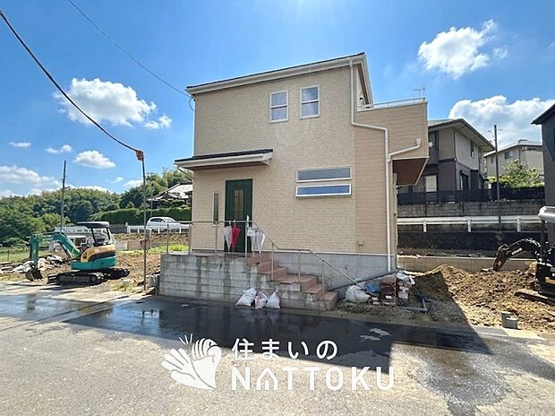 【現地写真(外観)【2号地】】耐震等級最高「3」取得で基準の1.5倍の性能・耐震強度で安心できます。