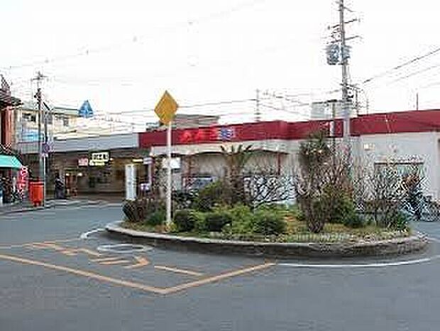 南海高野線「初芝」駅(約2,400m)