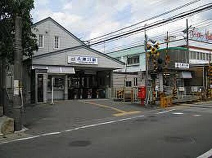 近鉄京都線「久津川駅」 560ｍ(徒歩7分)
