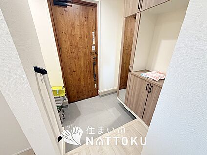 現地写真(玄関)