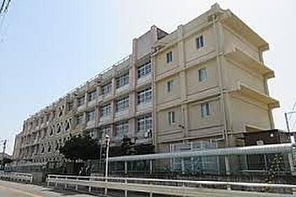東大阪市立長瀬中学校 1700ｍ(徒歩22分)