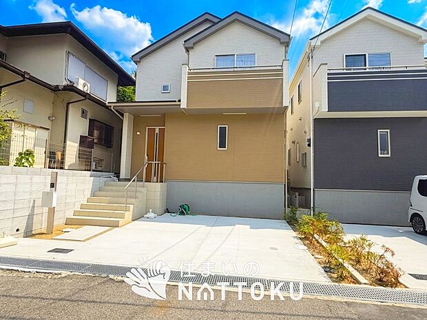 【現地写真(街並み)】耐震等級最高「3」取得で基準の1.5倍の性能・耐震強度で安心できます。