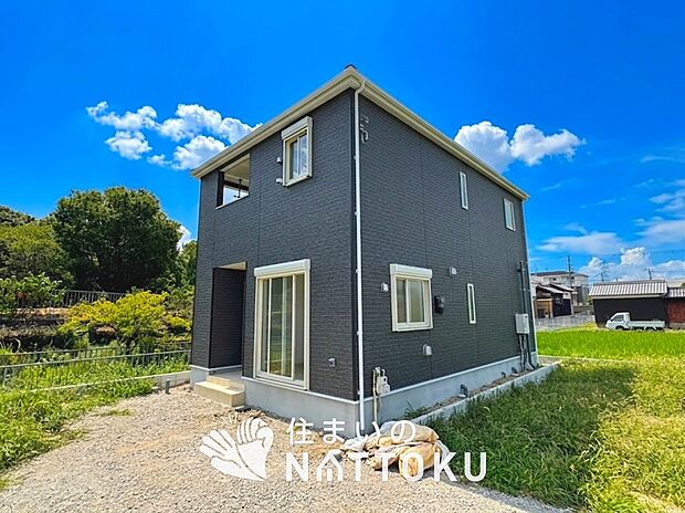 【現地写真(街並み)】住宅性能表示制度で4分野6項目で最高等級取得で安心できます。