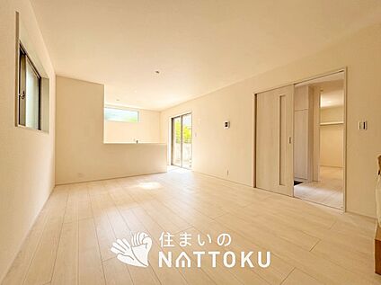 現地写真(リビング)