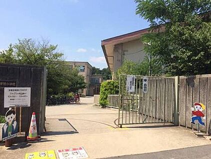 京都市立修学院小学校 400ｍ(徒歩5分)