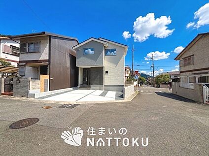 現地写真（前道含む外観）