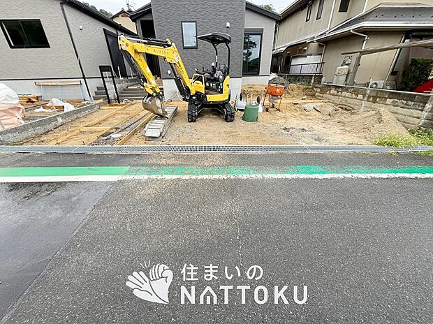 【庭】広々としたプライベート空間でお子様との遊び場、家庭菜園も可能です。