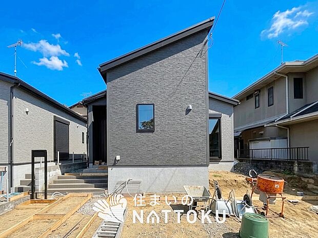 【現地写真(街並み)】住宅性能表示制度で4分野6項目で最高等級取得で安心できます。