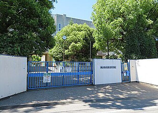 枚方市立東香里中学(約790m)
