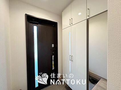 現地写真(玄関)