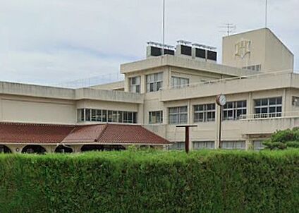 長浜市立長浜北小学校 700ｍ(徒歩9分)