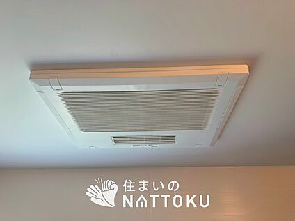 電気式浴室暖房換気乾燥機