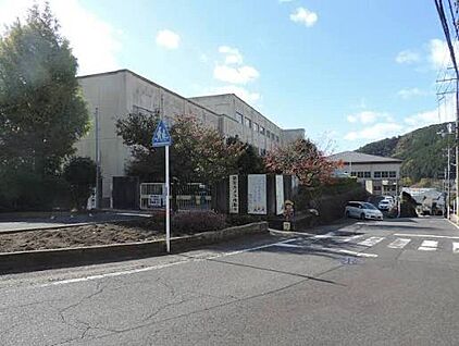 大津市立藤尾小学校 80ｍ(徒歩1分)